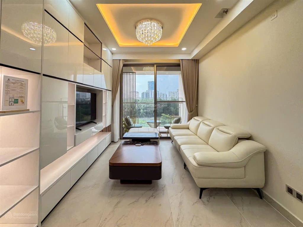 Bán căn hộ m7 midtown phú mỹ hưng.  0909 875 *** ms nga
