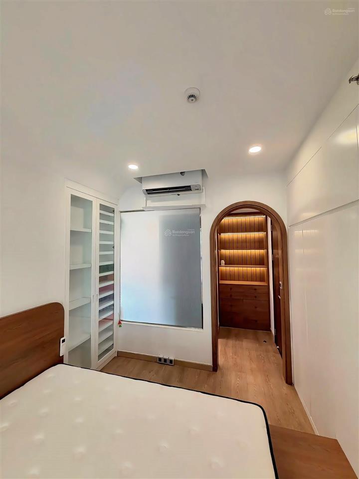 Cho thuê căn hộ midtown 3 phòng ngủ y hình giá 33 triệu/tháng   0909 875 ***
