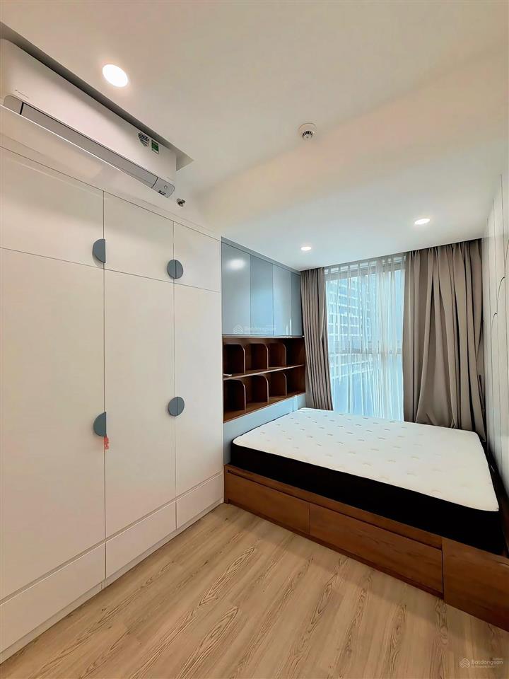 Cho thuê căn hộ midtown 3 phòng ngủ y hình giá 33 triệu/tháng   0909 875 ***