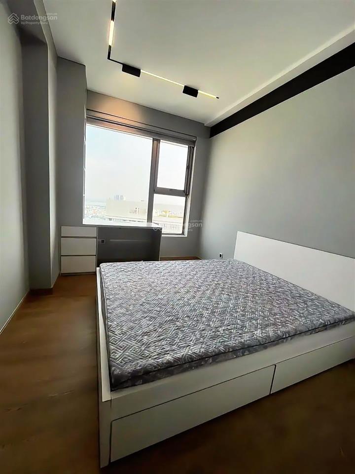 Cho thuê m8 126m2 3pn view sông sài gòn lớn,  0909 875 *** ms nga