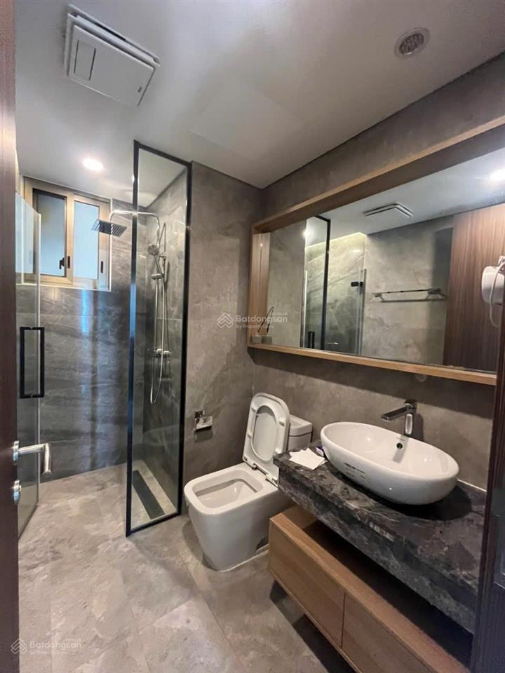 Cho thuê m8 126m2 3pn view sông sài gòn lớn,  0909 875 *** ms nga