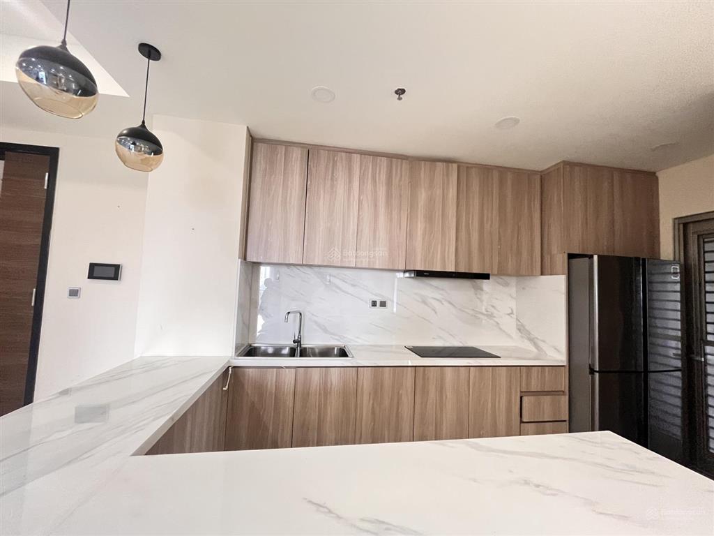 Cho thuê midtown m7 view sông  căn hộ 3 phòng ngủ y hình 40tr/th   0909 875 *** em nga