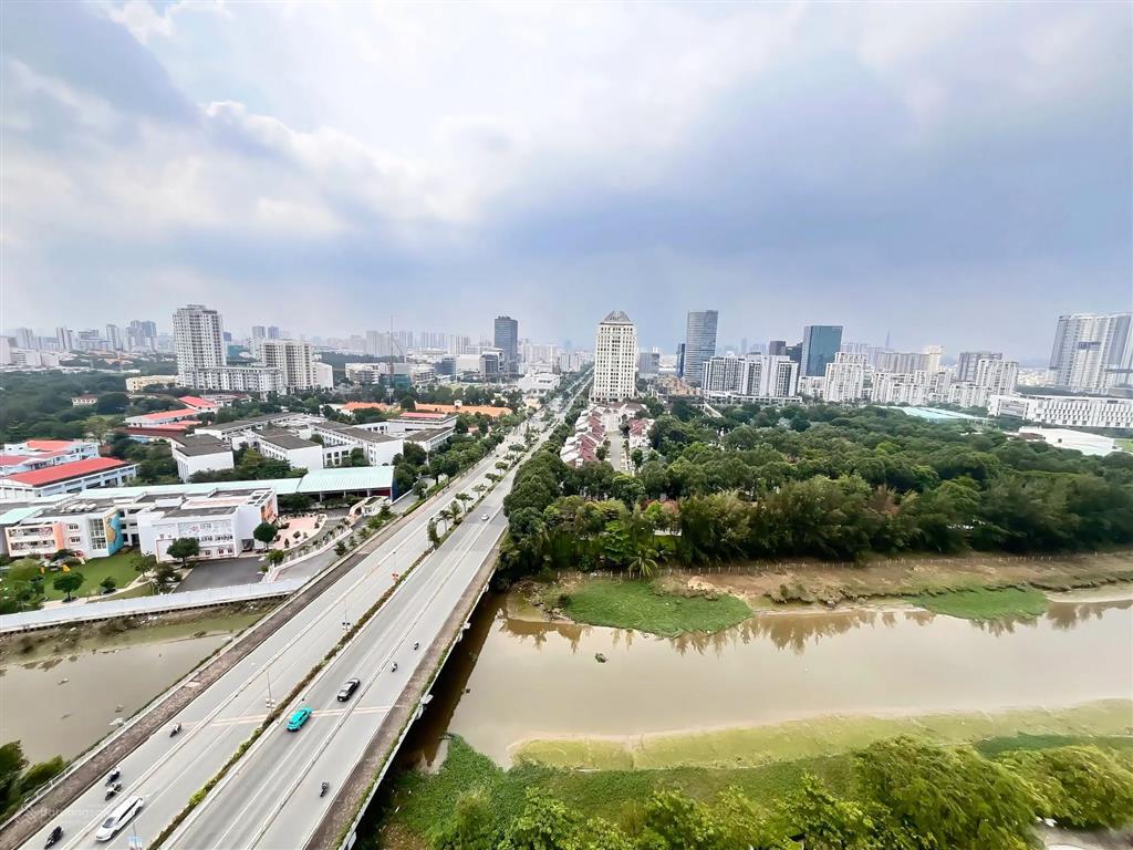 Kẹt tiền ngân hàng chủ cần bán nhanh căn midtown 3pn view sông cực đẹp y hình