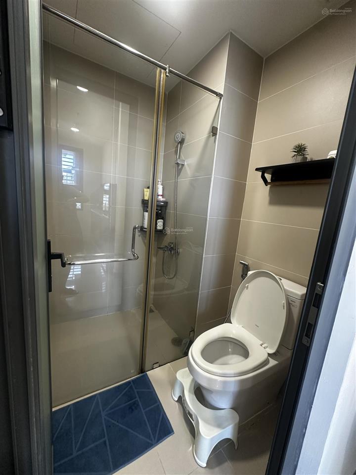 Q7 2pn 1wc 57m2 full 10tr/th. xem nhà miễn phí 24/7. tin thật 100%. giá tốt thị trường