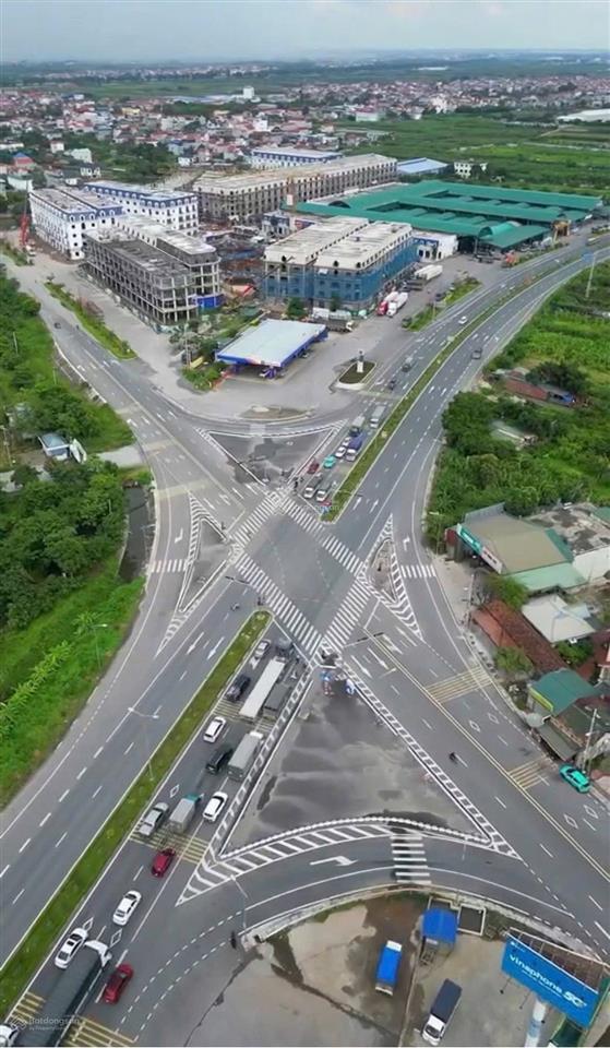 135m2 đấu giá khoá nhu 2 việt yên yên mỹ gần trục chính, ngã 3, mặt sau thoáng, giá cực tốt 4xtr/m2