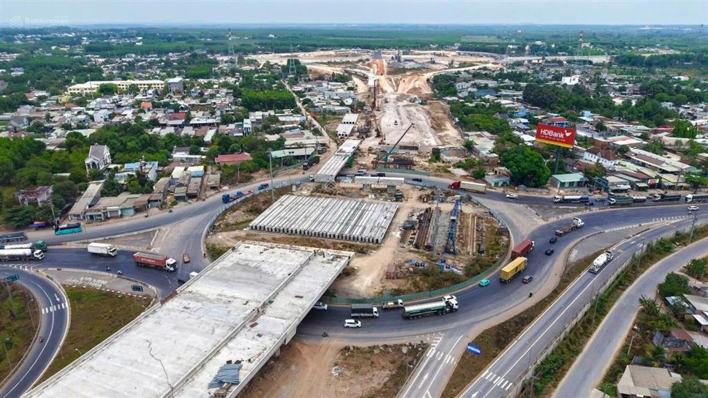 Chủ bán thửa đất 1000m2 xã phước thái nằm gần trường đại học và bệnh viện y dược  0901 336 ***