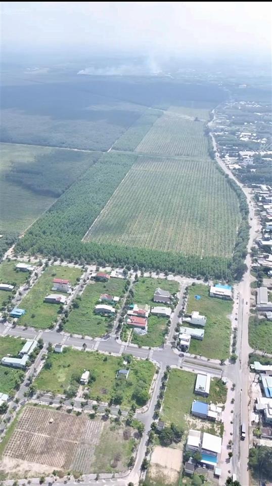 Chủ muốn sang nhượng lại lô đất tại tái định cư tân hiệp nằm sát nút giao cao tốc.  0901 336 ***
