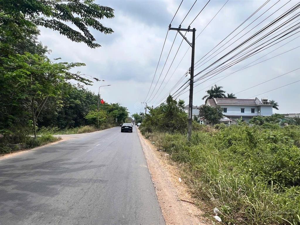 Chủ gửi bán lô đất mặt tiền đường bàu cạn đối diện khu công nghiệp bàu cạn tân hiệp 1000ha
