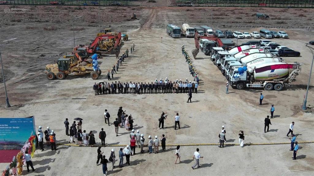 Chủ gửi bán lô đất mặt tiền đường bàu cạn đối diện khu công nghiệp bàu cạn tân hiệp 1000ha