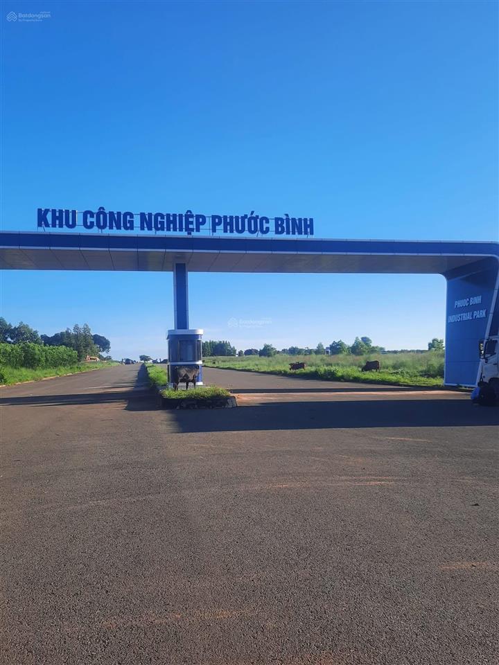 Chủ gửi bán lô đất nằm ngay khu dân cư, đối diện kcn và trường đại học hàng không