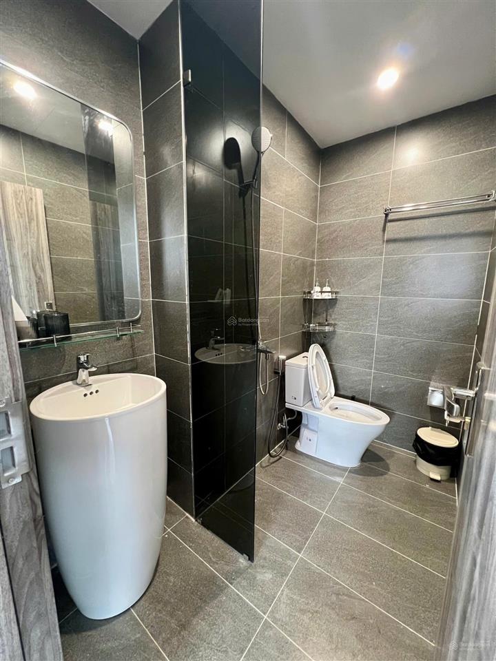 Chính chủ cần cho thuê căn hộ studio 1 pn 35 m2, full nội thất,tại 46 chu huy mân giá 8 triệu/tháng