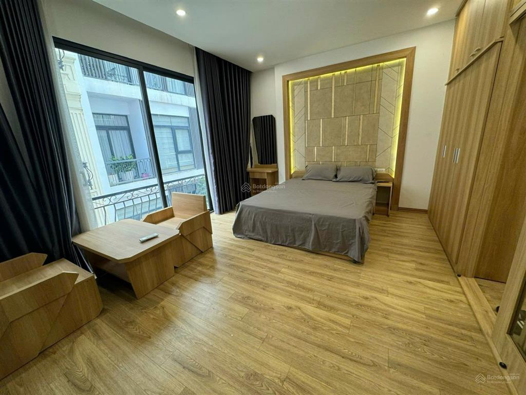 Chính chủ cần cho thuê căn hộ dịch vụ 1 pn 40 m2, full nội thất, tại 26 vạn phúc giá 9,5 triệu