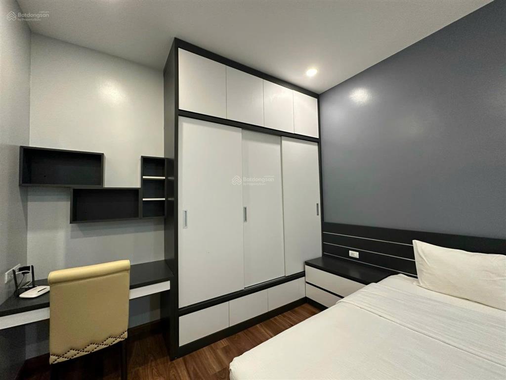 Chính chủ cần cho thuê căn hộ dịch vụ 1pn 40m2, full nội thất tại 51 linh lang, giá 10 triệu/tháng