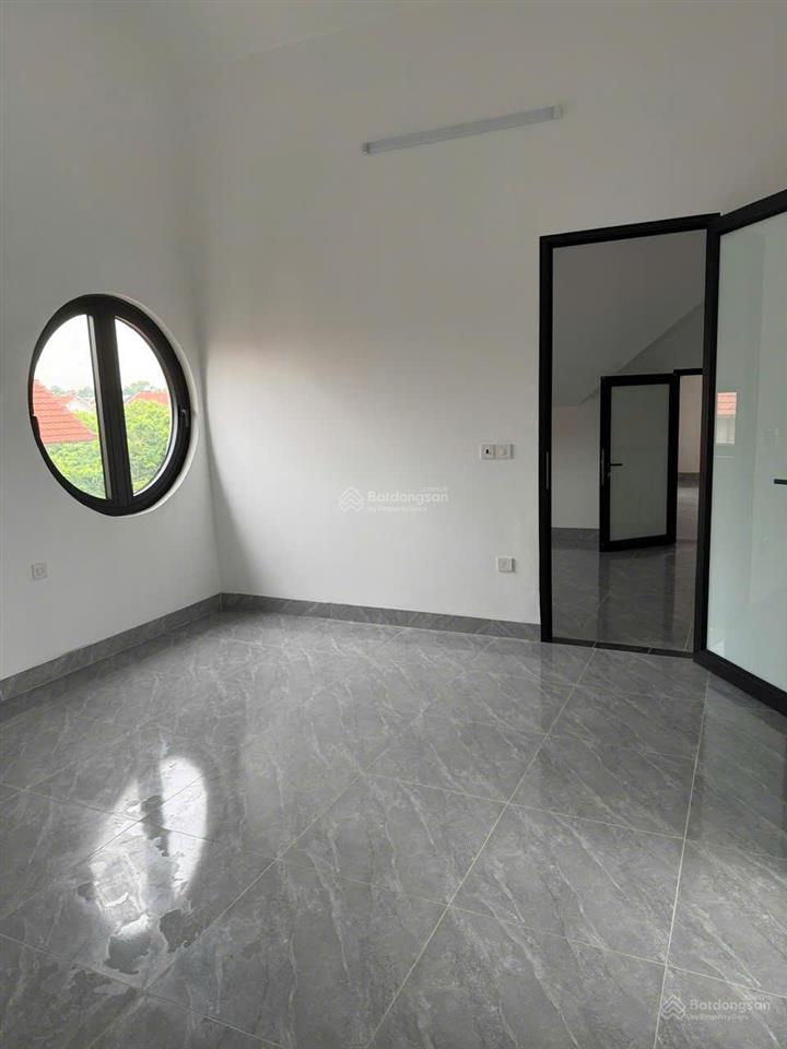 Cho thuê biệt thự sân vườn 400m2 kđt quang minh  10 phòng khép kín, nhận nhà ngay