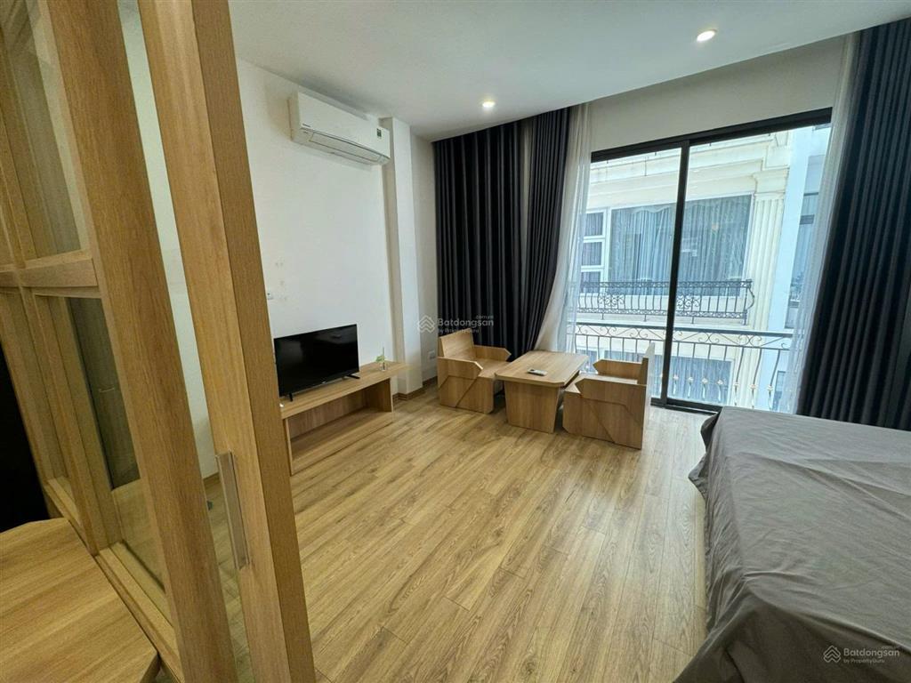 Chính chủ cần cho thuê căn hộ dịch vụ 1 pn 40 m2, full nội thất, tại 26 vạn phúc giá 9,5 triệu