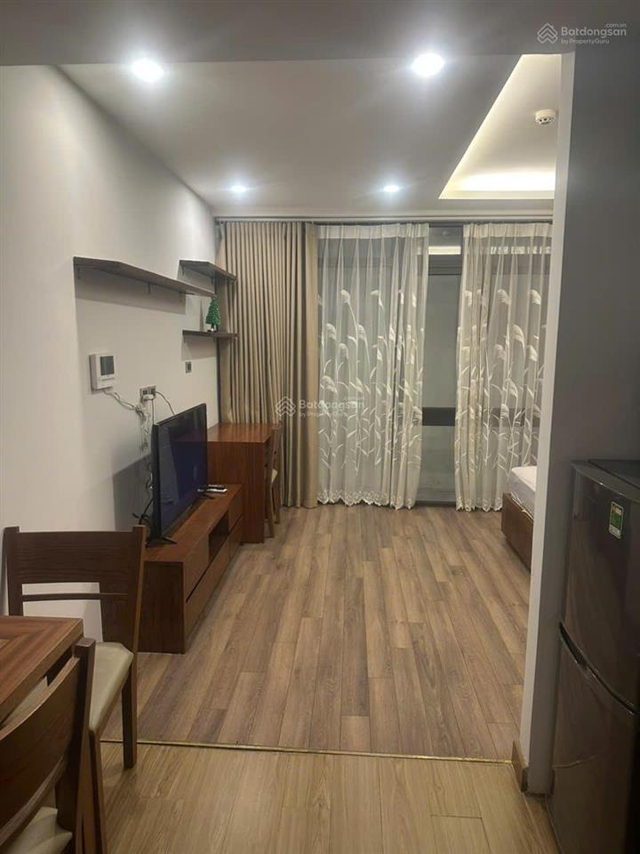 Chính chủ cần cho thuê căn hộ dịch vụ 1pn 35m2, full nội thất tại 12 châu long, giá 9 triệu/tháng