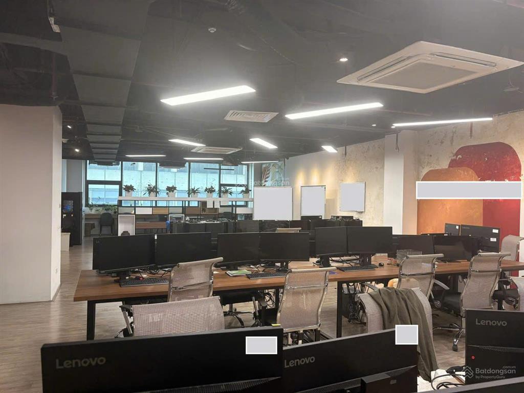 Cho thuê văn phòng 255m2 tại khu đô thị ngoại giao đoàn view thoáng đẹp, giá ưu đãi.  0983 492 ***