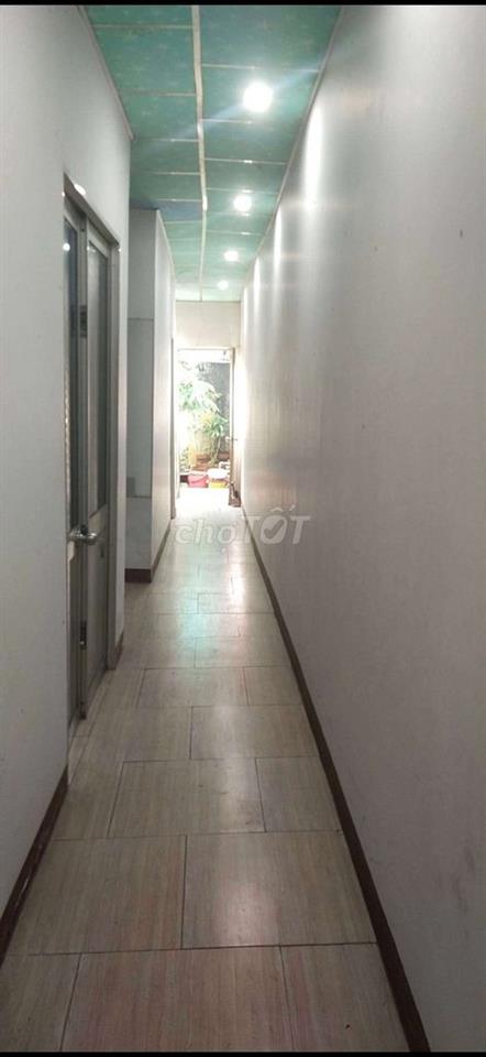 Cần bán nhà MT Quốc lộ 1, phường Long An