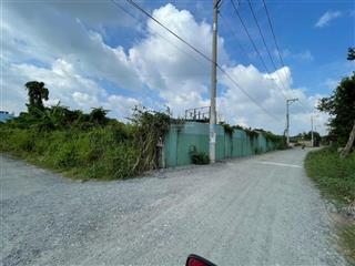 Bán đất thuộc 1 sẹc hẻm 94 vườn lài an phú đông gần cầu 4mx12.5m hay 7.4mx28m