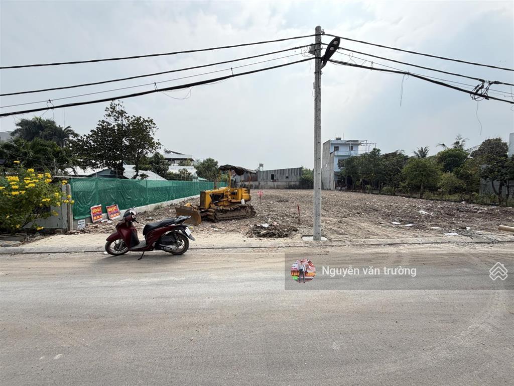Bán đất 1 sẹc sông vàm thuật hẻm thông ra 140 vườn lài