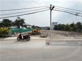 Bán đất 1 sẹc sông vàm thuật hẻm thông ra 140 vườn lài