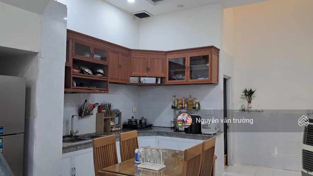 Bán nhà hẻm 154 vườn lài, gần cầu sắt nhà 3 lầu