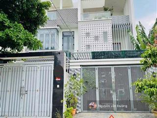 Bán nhà thuộc 1 sẹc sông vàm thuật vườn lài nhà 2 lầu 5mx26m