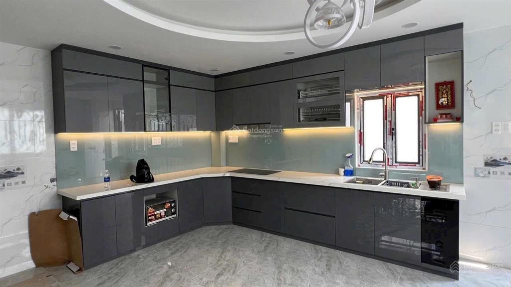 Bán nhà hẻm vườn lài 1 trệt 1 lửng 3 lầu gần cầu vườn lài