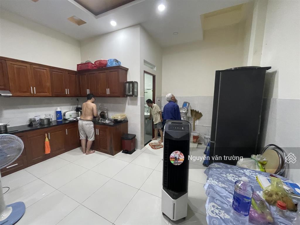 Bán nhà 3 lầu hẻm vườn lài, an phú đông gần cầu sắt