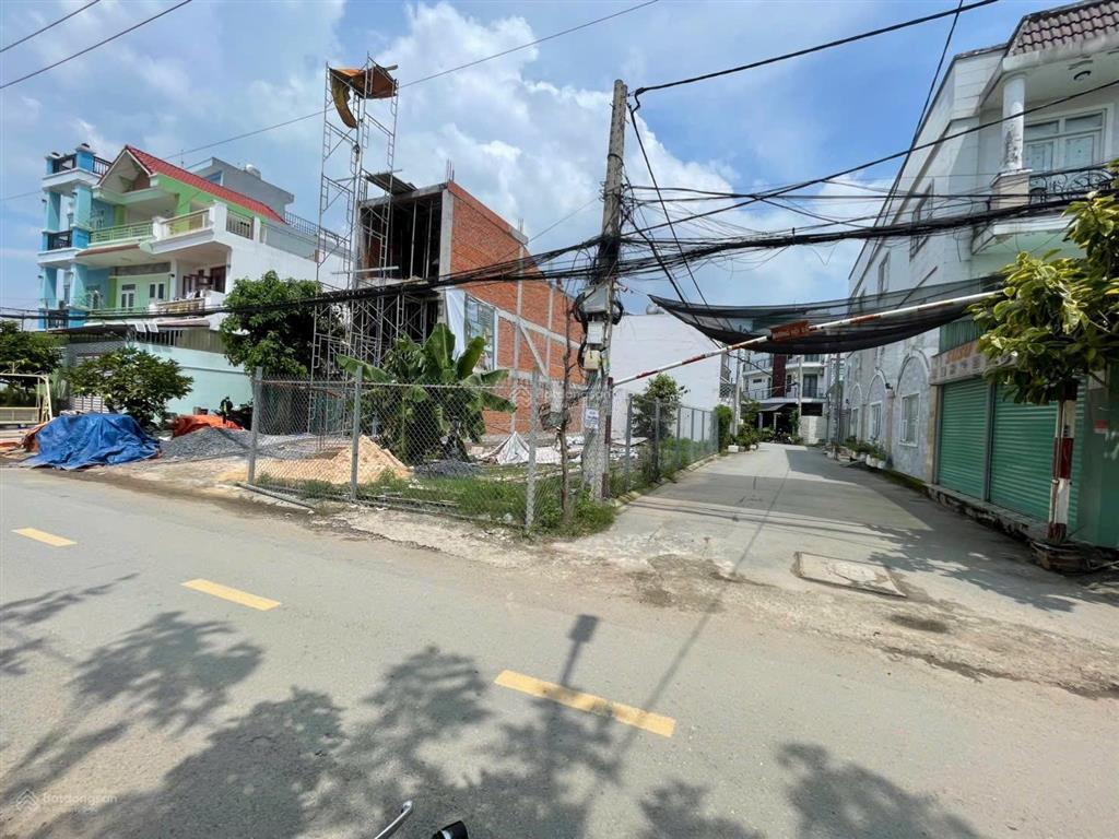 Bán đất góc 2 mặt tiền thuộc hẻm 140 vườn lài