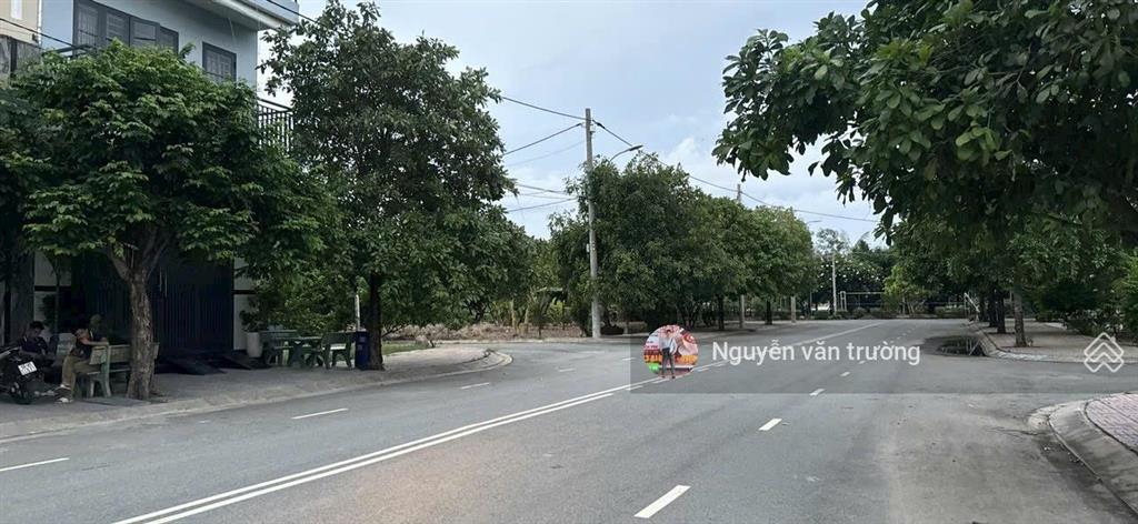 Bán đất mặt tiền đường an phú đông 13 sát sông sài gòn 5.6mx14.5m