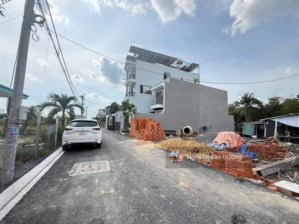Bán đất mặt tiền vườn lài vào một sẹc cách cầu 400m vị trí đẹp về gò vấp