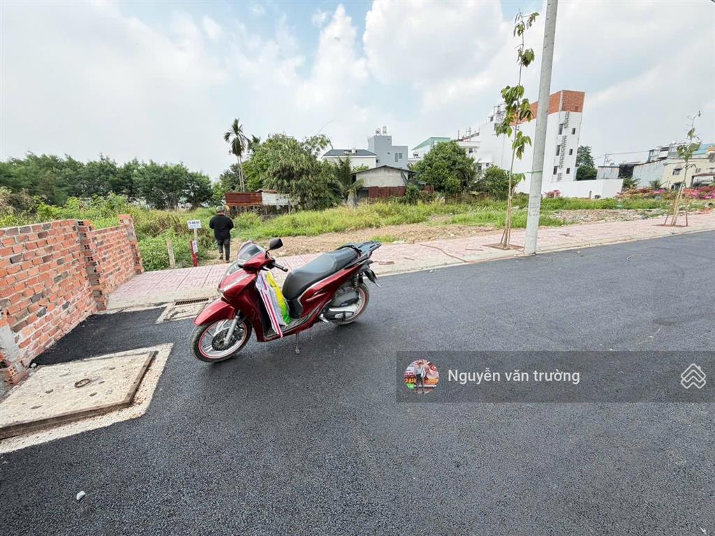 Bán đất hẻm 154 vườn lài gần sông vàm thuật về cầu sắt hơn 1km