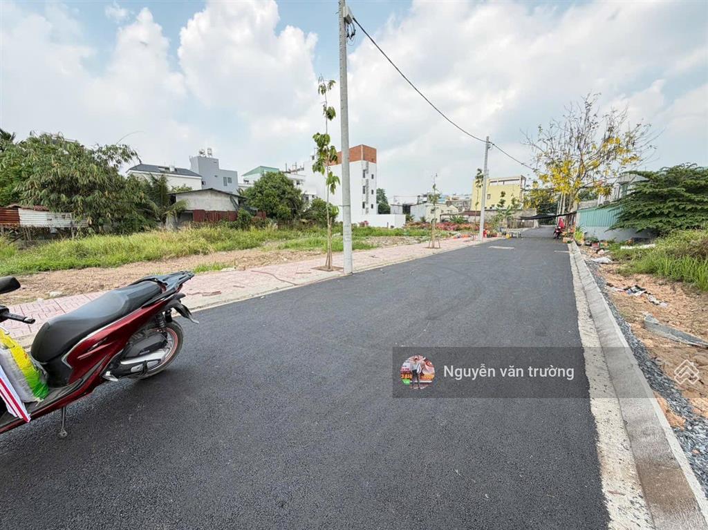Bán đất hẻm 154 vườn lài gần sông vàm thuật về cầu sắt hơn 1km