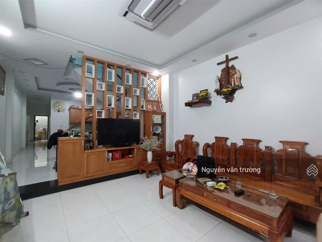 Bán nhà mặt tiền đường vườn lài ngay ngã tư chợ vườn lài, nhà 2 tầng