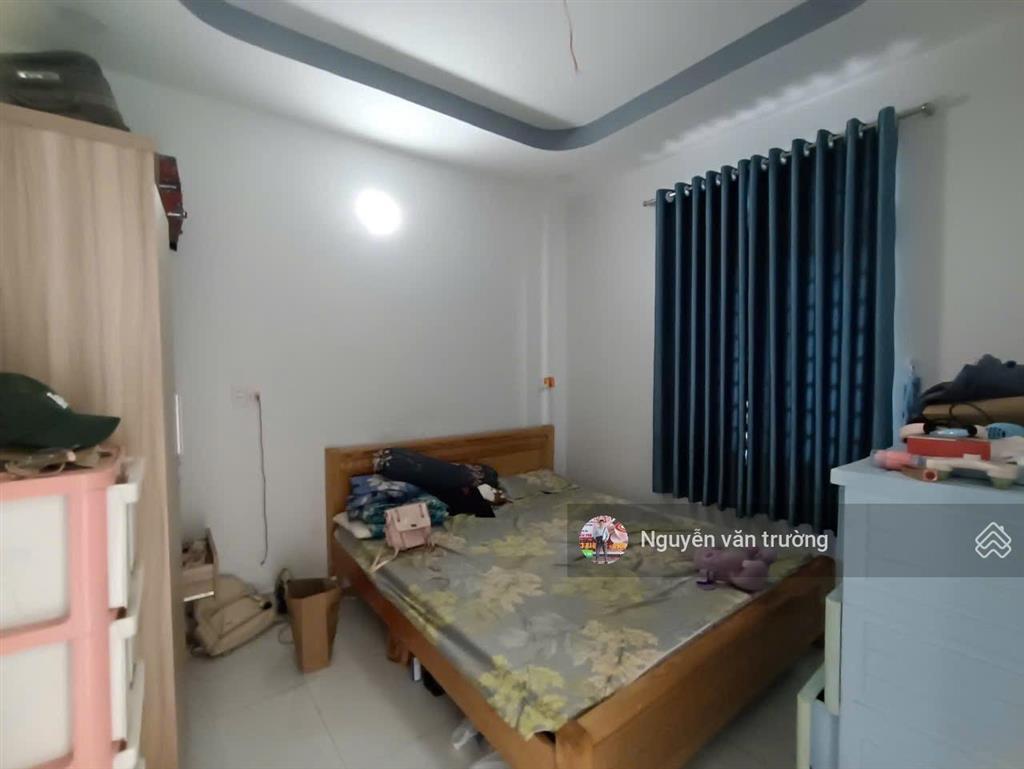 Bán nhà mặt tiền đường vườn lài ngay ngã tư chợ vườn lài, nhà 2 tầng