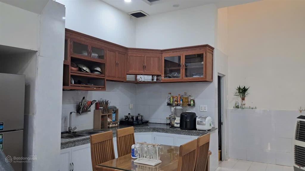 Cần bán gấp nhà vườn lài gần cầu sắt, nhà 3 lầu giá tốt
