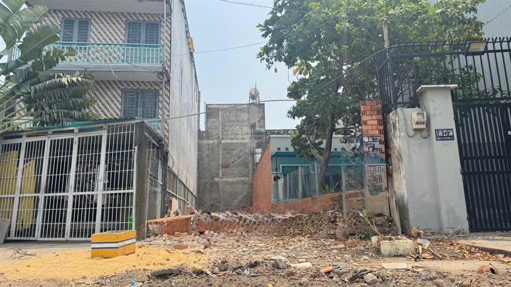 Kẹt cứng ngắt nên giảm mạnh bán lô đất mặt tiền sông vàm thuật vườn lài 5mx29m