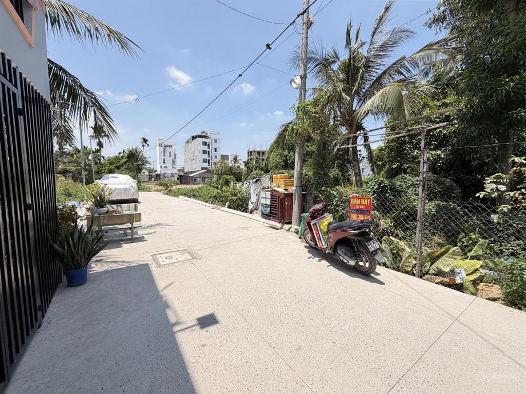 Bán đất hẻm 301 vườn lài an phú đông, gần cầu sắt qua gò vấp