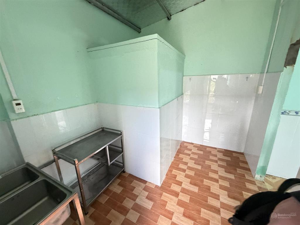 Cho thuê nhà nguyên căn hẻm vườn lài gần công an phường 4x12.5m