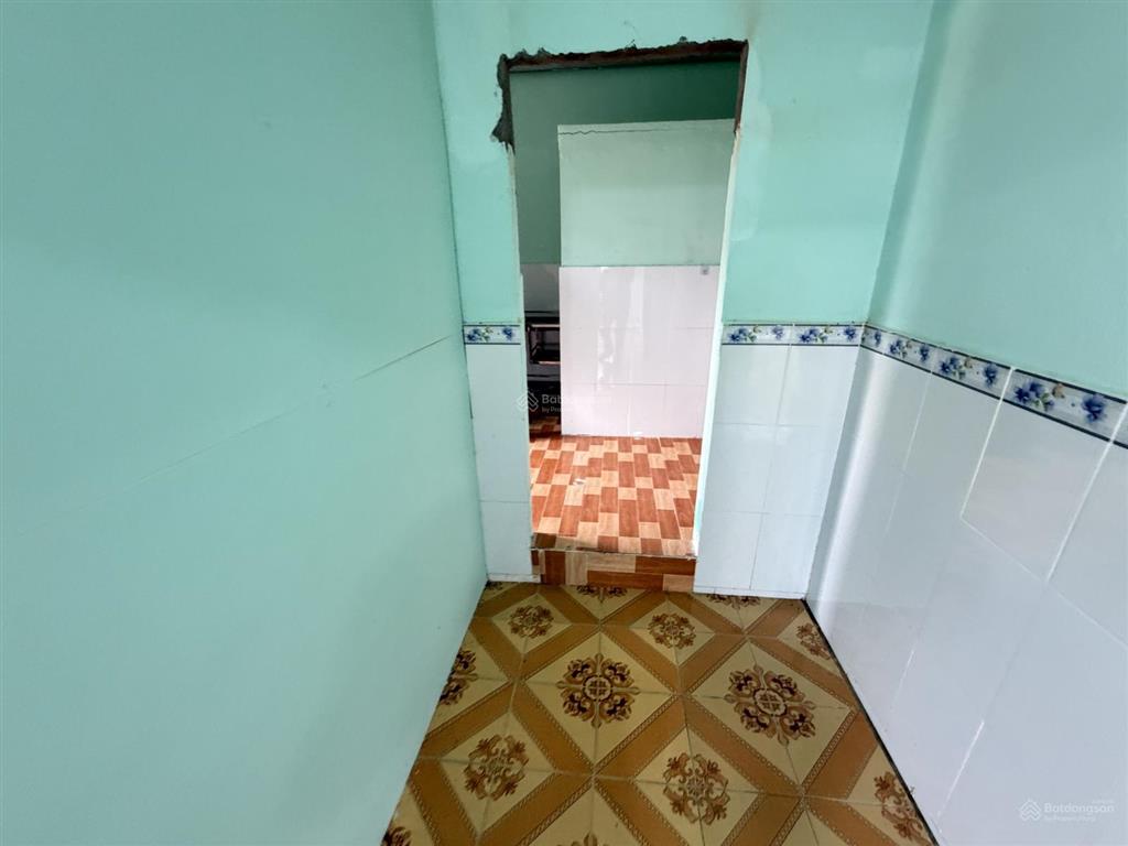 Cho thuê nhà nguyên căn hẻm vườn lài gần công an phường 4x12.5m