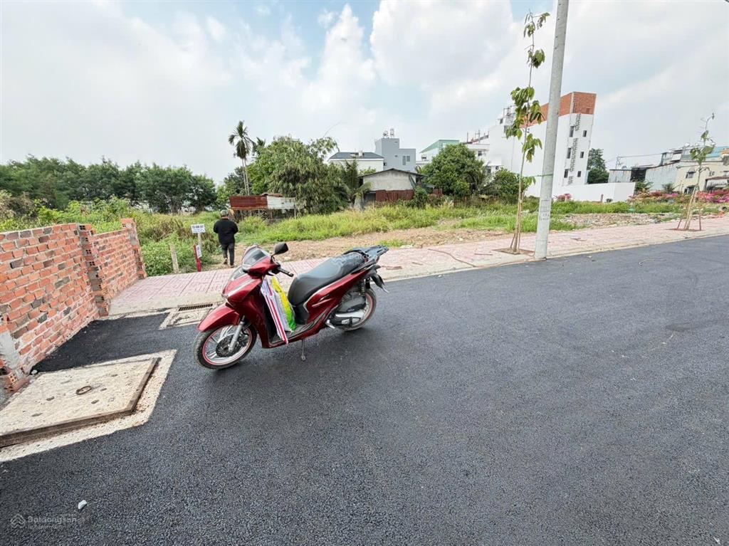 Bán đất hẻm 154 vườn lài sát sông vàm thuật cách cầu sắt 1km qua gò vấp