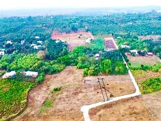 Cần bán lô đất nền, diện tích 200m2 mỗi lô có 80m2 thổ cư, khu dân cư không khí mát mẻ