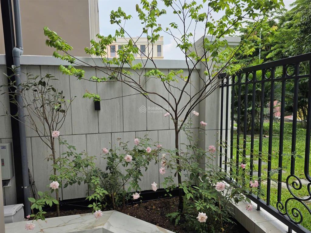 Chính chủ cho thuê tầng 01, 02 căn liền kề xẻ khe / shophouse (biệt thự song lập mini)