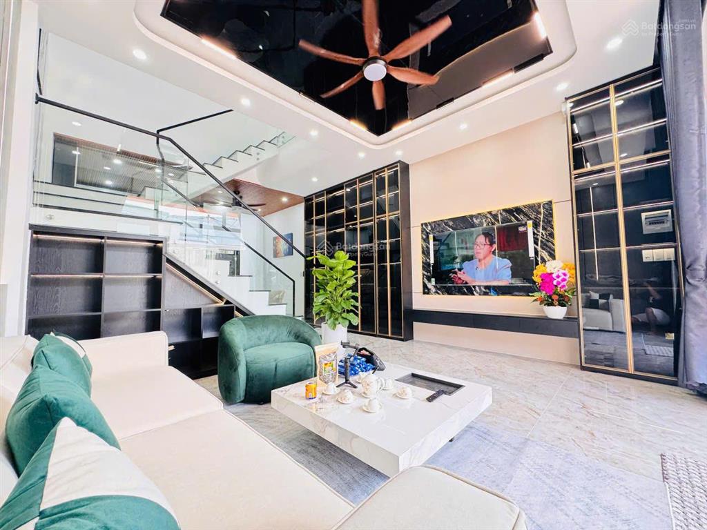 Bán nhà 2 tầng 2 mê đúc  kiệt ô tô trần đình nam, full nội thất