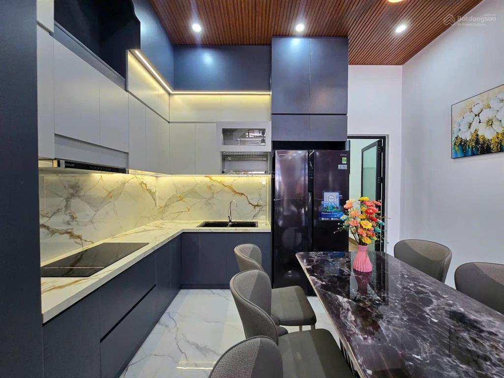 Chào bán nhà 2 tầng kiệt ô tô tôn đản, công năng đầy đủ, full nội thất cao cấp