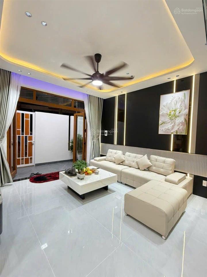 Bán nhà 3 tầng kiệt trần đình nam, đối diện bến xe trung tâm, thiết kế hiện đại, nội thất mới keng