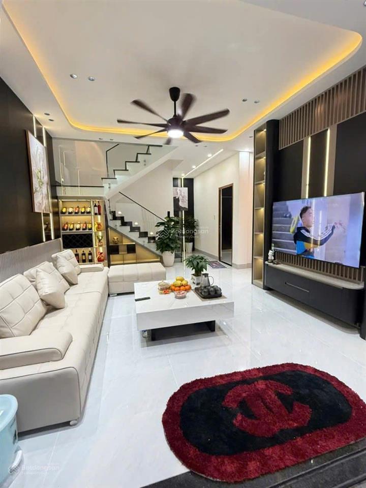 Bán nhà 3 tầng kiệt trần đình nam, đối diện bến xe trung tâm, thiết kế hiện đại, nội thất mới keng