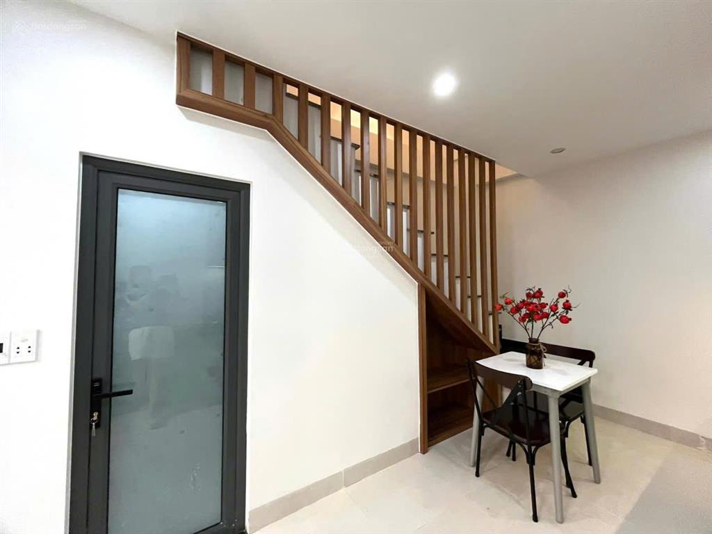 Chào bán nhà 3 tầng 3 mê đúc xây mới vừa hoàn thiện xong đường nguyễn lương bằng