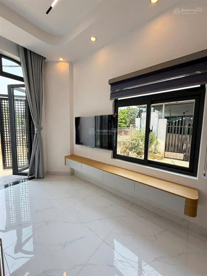 Bán nhà 3 tầng kiệt đường hoàng văn thái, nhà mới xây kiên cố, dọn vào ở ngay